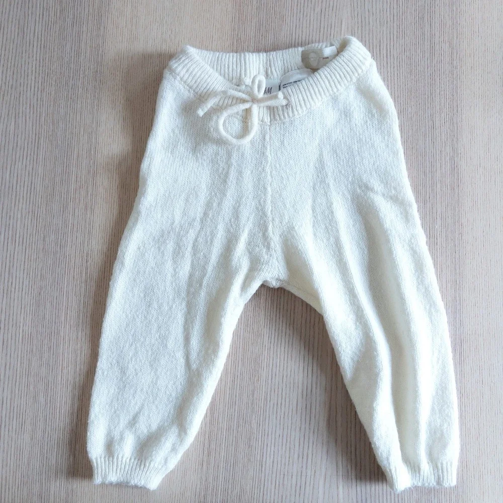 H&M Sweater Set Cream Pointelle Knit Ruffle Collar Pants Baby 6 Months